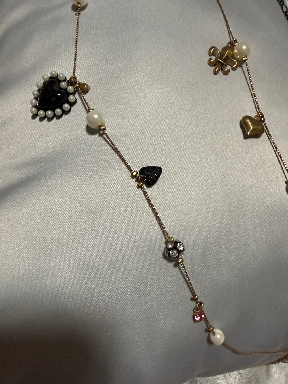 Vintage Betsey Johnson Multi-Strand Statement Necklace - Black Heart - Picture 9 of 9